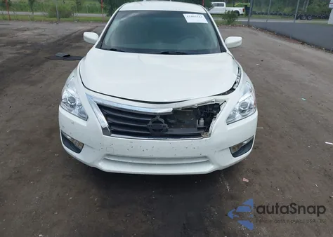2015 Nissan Altima 2.5 S из США, поврежденный, VIN 1N4AL3AP7FC271756